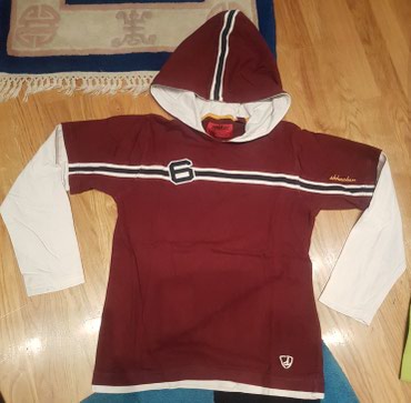 dukser za decake: Zara skhuaban dux kao nov. za decake 12+. oko 12-13 godina. Bordo boje