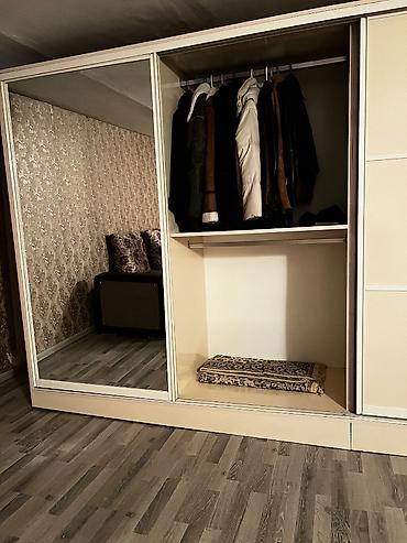 Ev və bağ: İşlənmiş, 4 qapılı, Güzgülü, Bej, Taxta, Kupe, Düz dolab — 3