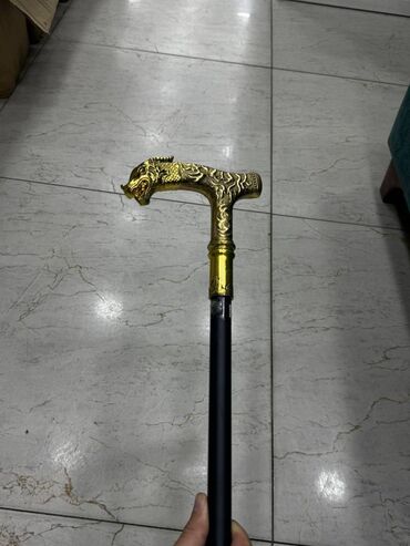 Yerimək üçün arabalar, çəliklər, əsalar, rollatorlar: Esalar. Hazir elde var. Cesid coxdu.
Çatdırılma 1_2 saata edilir — 1