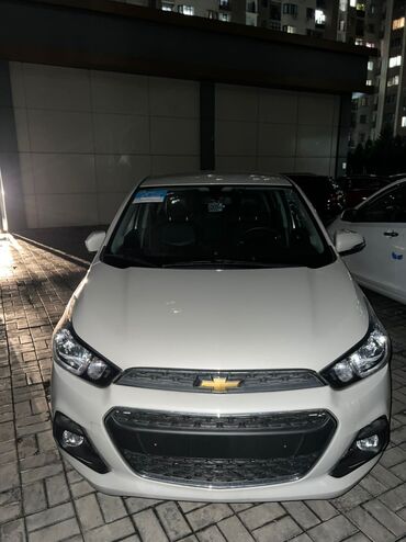 Chevrolet: Chevrolet Spark: 2018 г., 1 л, Автомат, Бензин, Хэтчбэк