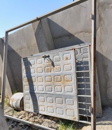 Digər tikinti materialları: Darvazalar və aksesuarlar, Həyət üçün, İşlənmiş, Ünvandan götürmə
