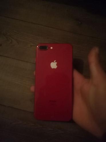 Apple iPhone: IPhone 8 Plus, 64 GB, Qırmızı, Simsiz şarj — 1