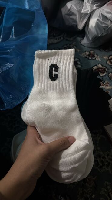 Носки и белье: Носки женские и унисекс, набор различных моделей. Если цены выше — 7