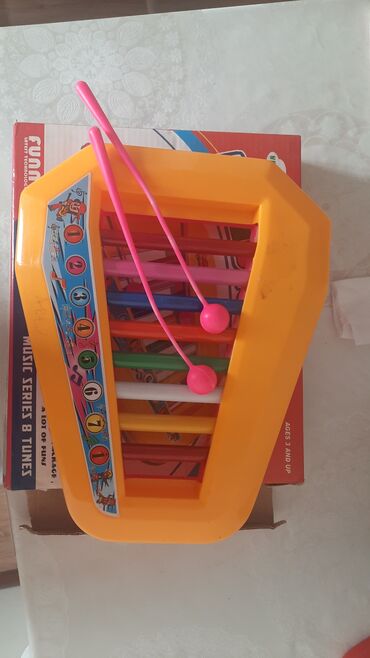 Игрушки: Продаю. зашитный шлем для девочек. защитные наколленики — 11