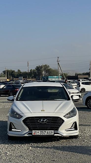 gac aion y plus: Hyundai Sonata: 2018 г., Седан — 5