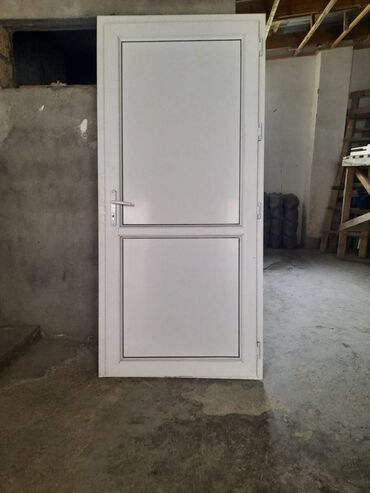 Plastik qapılar: İşlənmiş Plastik qapı Pulsuz quraşdırma, Ünvandan götürmə