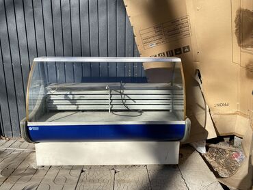 куплю витринные холодильники: Продаю витринный холодильник для мясных, молочных продуктов и тд. В