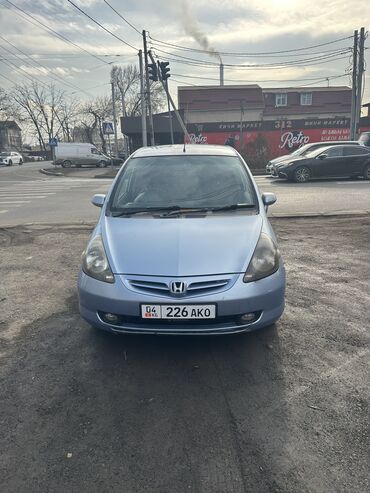 ренж ровер авто: Honda Fit: 2002 г., 1.3 л, Бензин