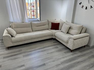 divan koşesi: Künc divanı – krem rəng, L formalı, müasir dizayn

Bazalıdı — 1