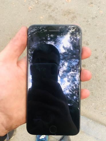 iphone 13 gence: IPhone 8 Plus, Jet Black, Barmaq izi — 3