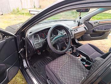 audi 100: Honda Accord: 2001 г., 1.8 л, Механика, Бензин, Хэтчбэк — 9