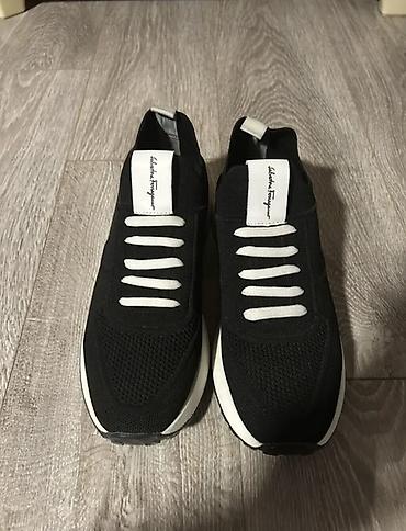 Кроссовки и спортивная обувь: Salvatore Ferragamo kişilər üçün idman ayaqqabısı - Model: Slip-on — 2