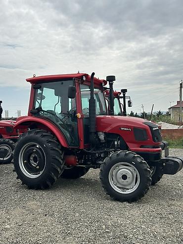 m50 i moti: 051-383-38-51 Fotolardakı kənd təsərrüfatı texnikası: Dongfeng — 2