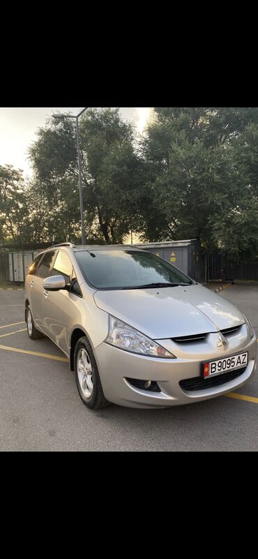 Mitsubishi: Mitsubishi Grandis: 2010 г., 2.4 л, Автомат, Бензин, Минивэн — 15