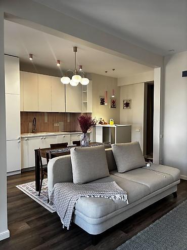 абдурахманова: 2 комнаты, 50 м², Кок-Жар ж/м Элитка, 12 этаж, Евроремонт — 1