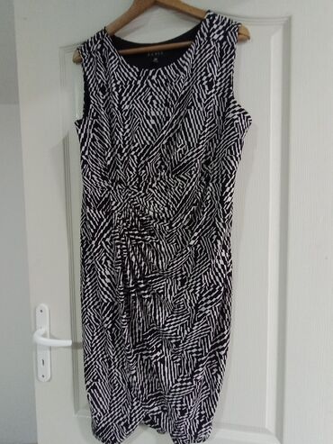 haljina crna amisu: L (EU 40), XL (EU 42), 3XL (EU 46), bоја - Crna, Drugi stil, Kratkih rukava