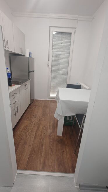 Dugoročni najam stanova: 2 sobe — 8