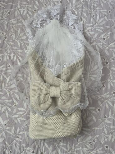 Матрасы: Zərif dizaynlı körpə bələyı/konvert dəsti. - Material: yumşaq toxuma