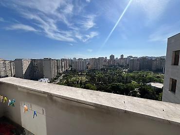 studiya evler: Salam, ev yeni üslubda təmir edilib. Studüo tipli mənzildir. Ev çox — 4