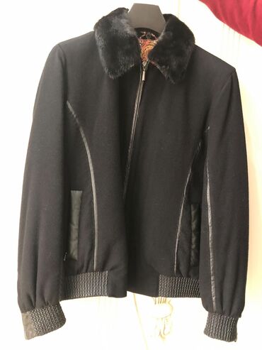 norka qara: Куртка L (EU 40), цвет - Черный