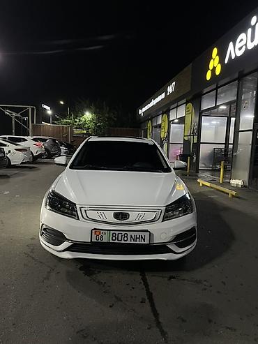 xpeng g3: Geely Emgrand EV: 2018 г., Автомат, Электромобиль, Седан — 1