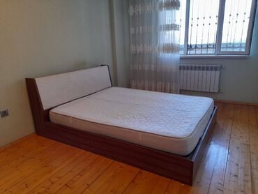 Uzunmüddətli kirayə mənzillər: Razin Akkortda 2 ci mərtəbədə əşyalı mənzil kirayə verilir. Mənzil — 15