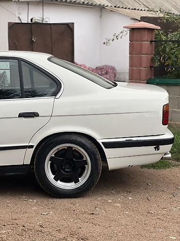 редуктор е34: BMW 5 series: 1989 г., 2 л, Механика, Бензин, Седан — 4