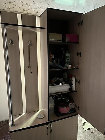 standing mirror: Угловая прихожая со шкафом и зеркалом - Конструкция: модульная — 4