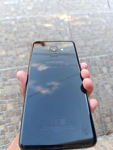 note 3: Samsung Galaxy A8+ (2018) - Экран Super AMOLED, соотношение 18 — 3