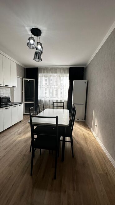 Продажа квартир: 2 комнаты, 75 м², Элитка, 4 этаж, Евроремонт