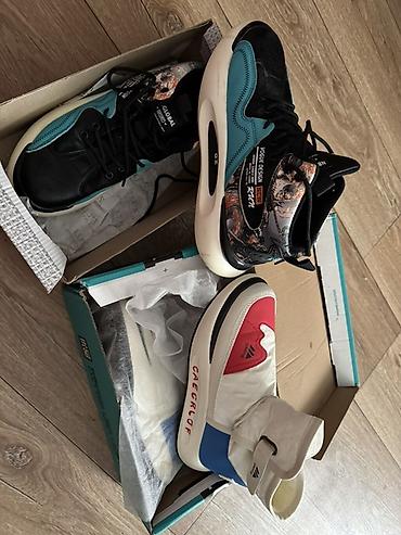 nike force: Цена за обаодна новая а вторая б/у — 1