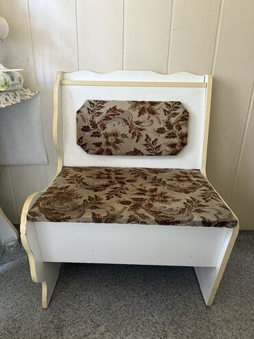 Банкетки: Банкетка, Б/у, Без полок, Самовывоз, цвет - Белый — 2