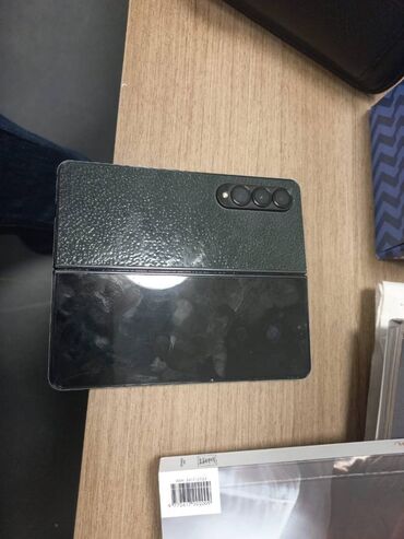 Samsung: Samsung Z, rəng - Qara, İki sim kartlı, Barmaq izi, Face ID — 9