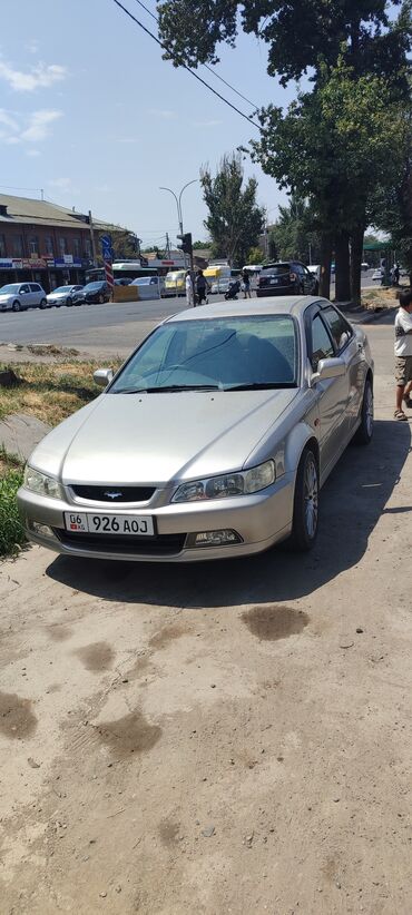 жол тандабас унаалар: Honda Accord: 2000 г., 2 л, Механика, Бензин, Седан