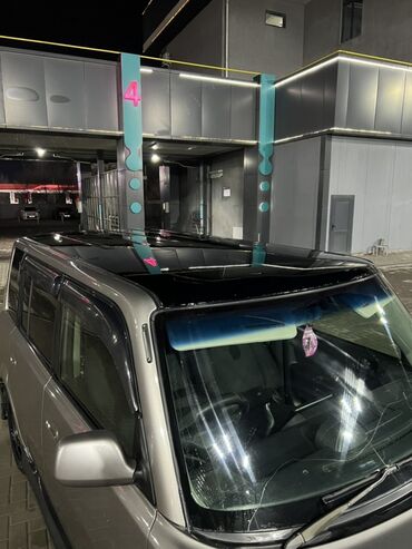 Toyota: Toyota bB: 2004 г., 1.3 л, Автомат, Бензин, Минивэн — 9