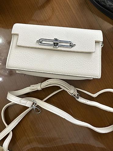 guccı: 3u biryerdə 60azn 1) Michael Kors çiyin çantası - Rəng: boz/qara MK — 4