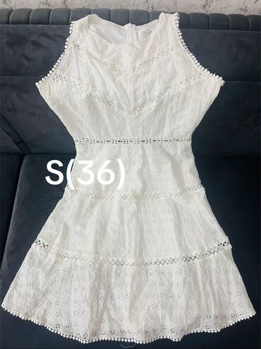 eqa shoes ecemi unvan: Xanimlar xarice gedirem deye qarderob otagimdaki butun geyimleri