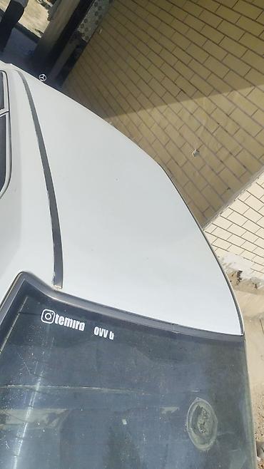 отделка салона авто: Mercedes-Benz E-Class: 1992 г., 2.6 л, Механика, Седан — 6