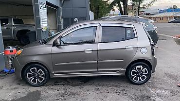 moning: Kia Morning: 2010 г., 1 л, Автомат, Бензин, Хэтчбэк — 4