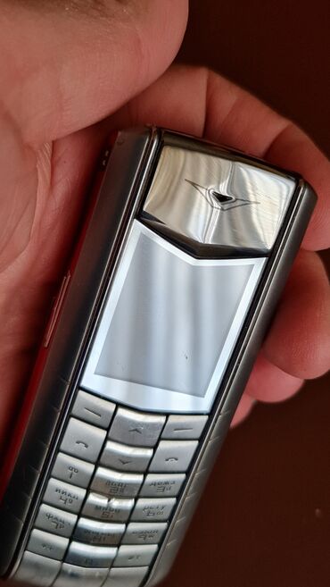 Ostali mobilni telefoni: Telefon vertu jako skup model,ide bez punjaca nemam punjac za njega — 5