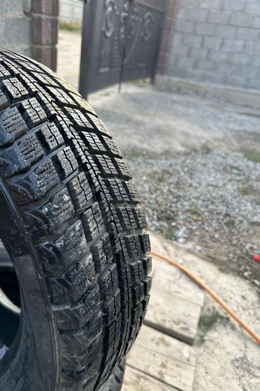 я ищу шины: Комплект зимних шин M+S, 4 штуки. Размер: 175/65 R14, индекс
