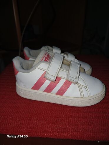 ccc patofne za decu: Adidas, Veličina - 22, Anatomske