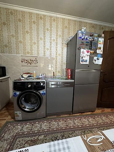 Продажа коттеджей и домов: Продаю частный двухэтажный дом в районе Кудайбергена! Площадь участка — 25