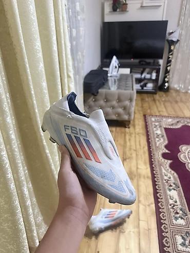 adıdas: Butslar Adidas, Ölçü: 42, İşlənmiş — 3