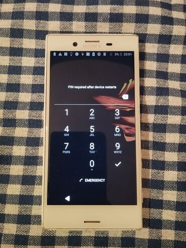 Sony: Sony Xperia Zr, rəng - Ağ, Sensor — 3