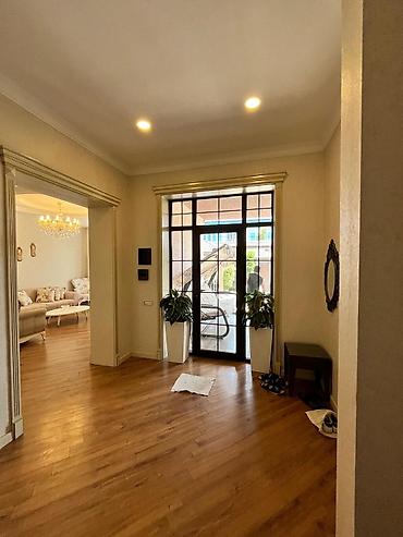 Günlük kirayə evlər: Bağ evi kirayə verilir, Merdekan Mərdəkanda yerləşən isti, hovuzlu bağ — 10