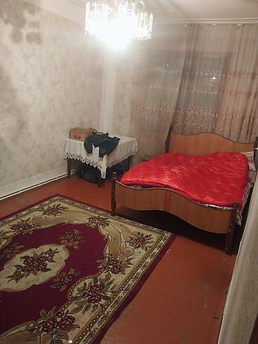 Mənzillər: Kirayə üçün 2 otaqlı mənzil (mebellə) - Yataq otaqları: 2 ədəd. Hər — 1