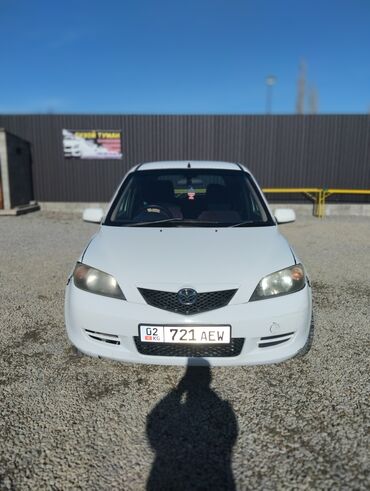 нехсия машина: Mazda Demio: 2004 г., 1.3 л, Автомат, Бензин, Хэтчбэк