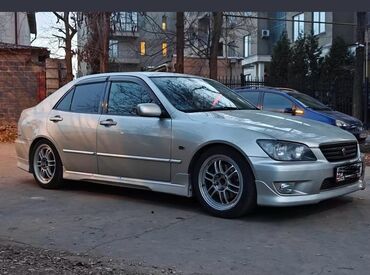 tayota runx: Toyota Altezza: 2001 г., 2 л, Механика, Бензин, Седан