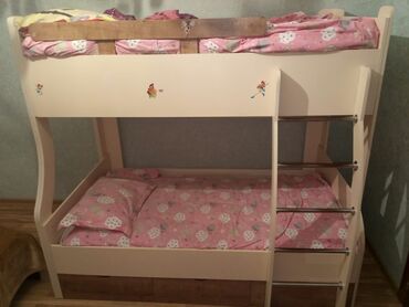 Avtokreslolar: Oğlan və qız üçün, Çarpayı